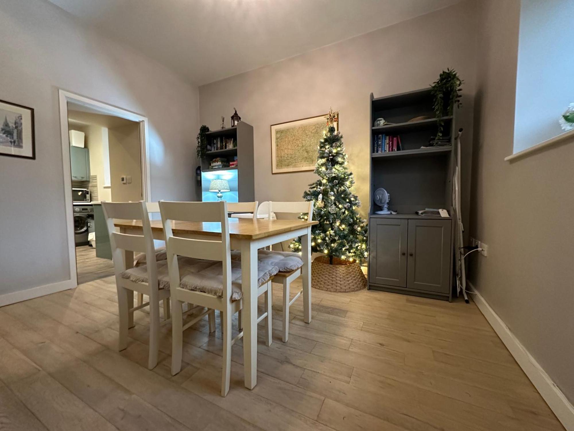 Cotswold Chapel, Sleeps Up To 5 In Kingsize Beds Lägenhet Chipping Norton Exteriör bild